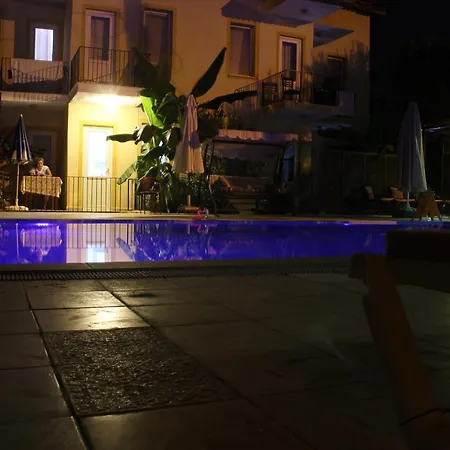 Sarihan Hotell